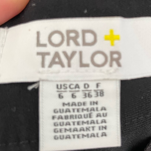 Lord and Taylor women’s dress pants size 6 - Picture 2 of 3